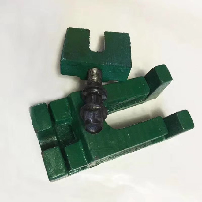 S83C(j){(dio)|F